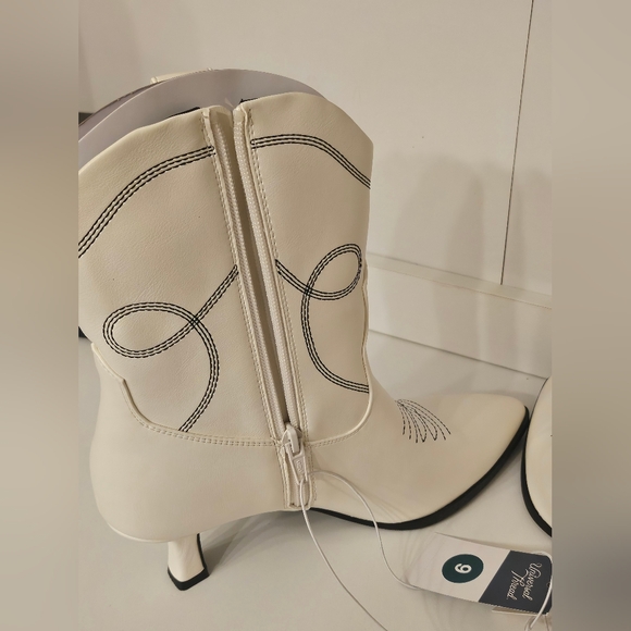 NWT universal thread western boots womens size 9 w/memory foam - Picture 9 of 12